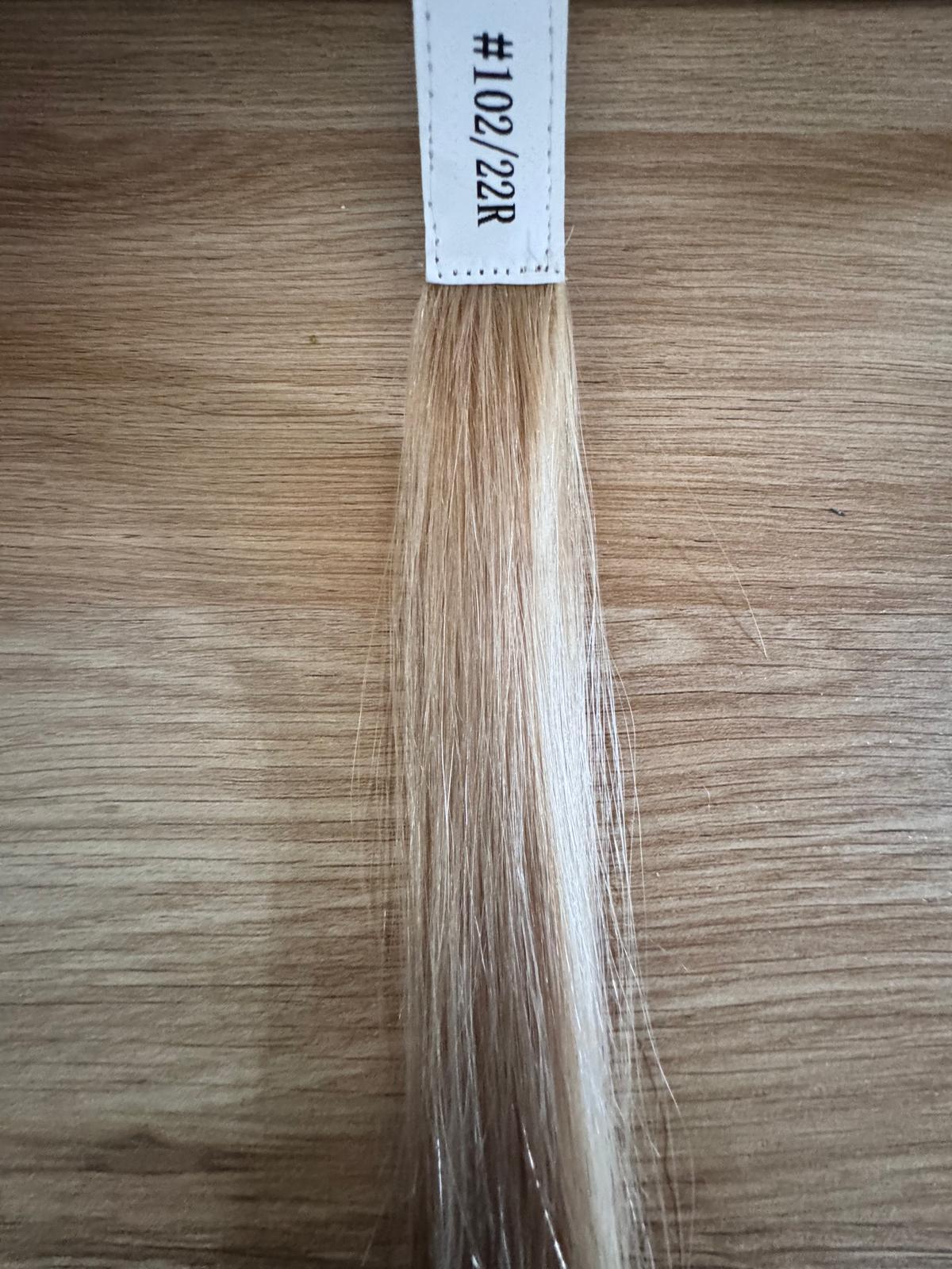 Perruque Médicale Human hair longue raide avec frange Pénélope 22 pouces. PREMIUM QUALITY.