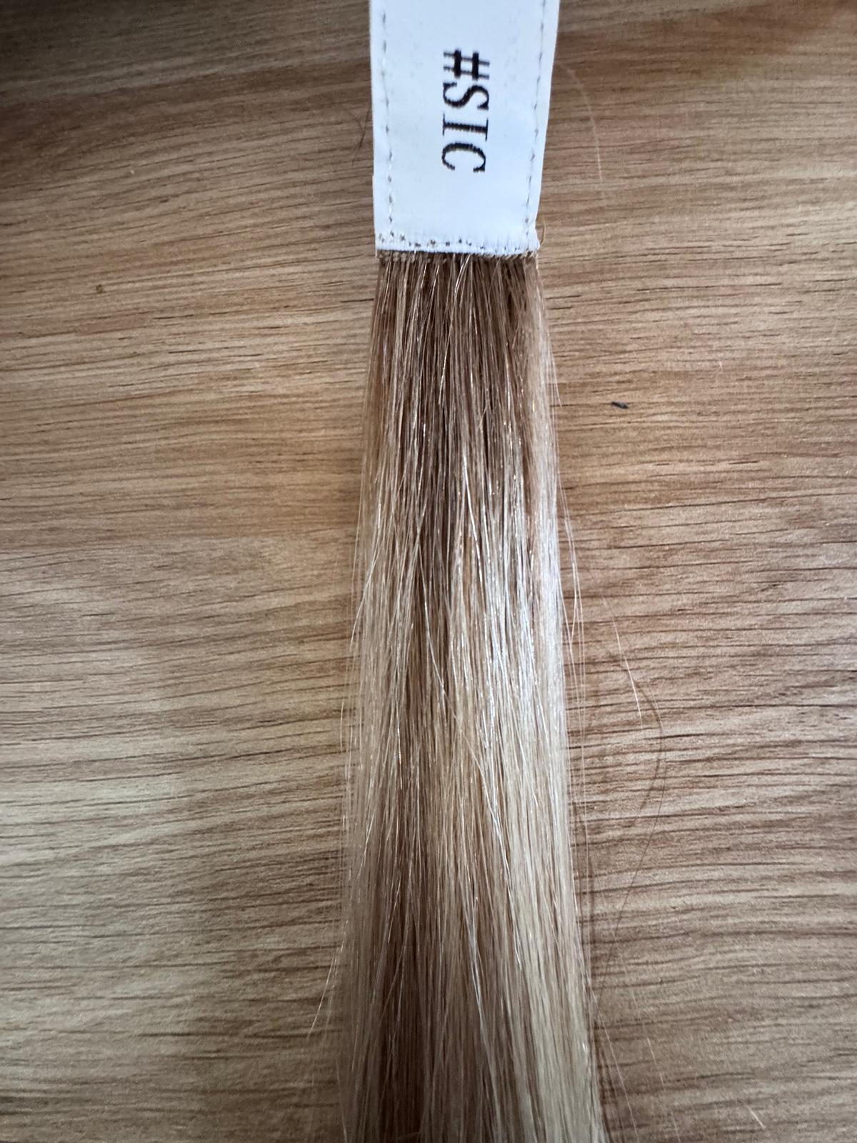 Perruque Médicale Human hair longue raide avec frange Pénélope 22 pouces. PREMIUM QUALITY.